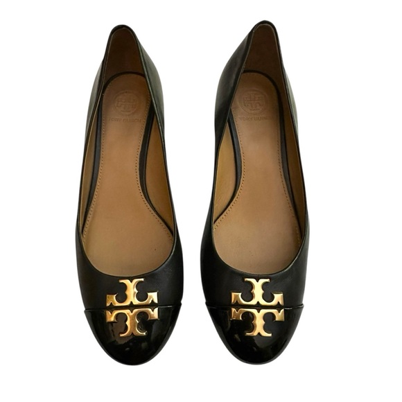 Tory Burch Everly 35mm Cap Toe Wedge
Nappa & Patent Leather Black Gold Size 6.5 - Picture 12 of 12